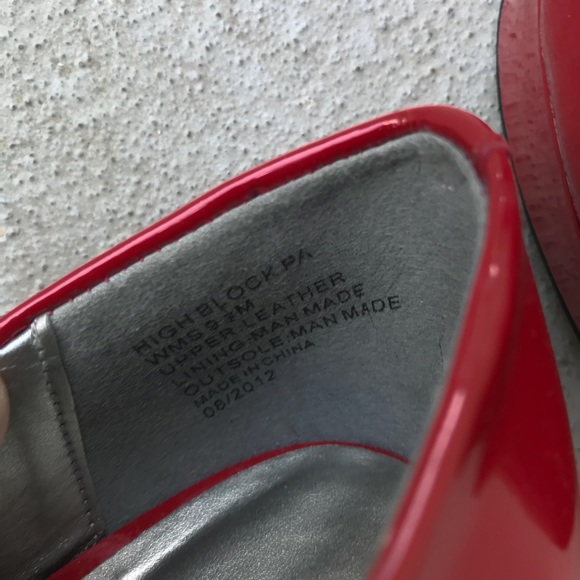 Kenneth Cole Heels - Picture 6 of 7